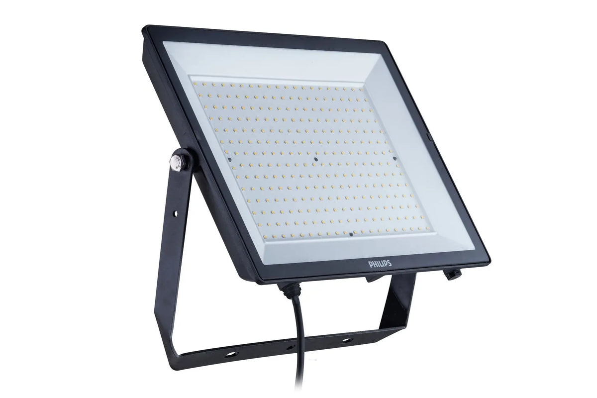 Philips SmartBright G5 LED floodlight in black housing, 200W, 6500K, 20000lm, mounted on bracket UAE