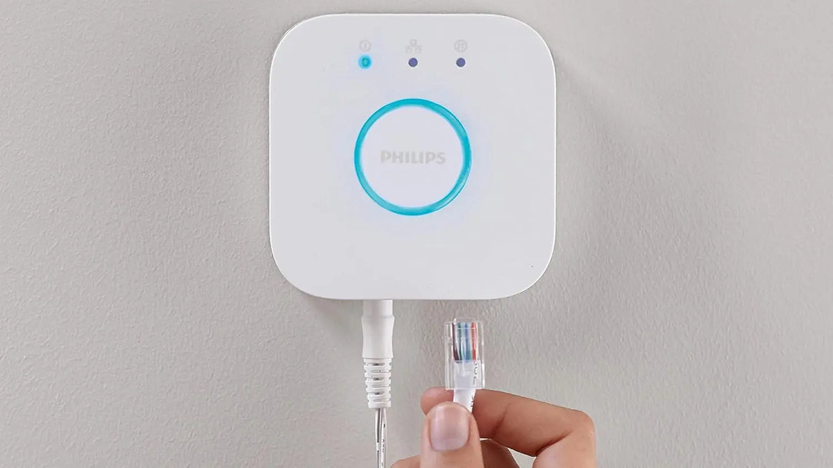 Philips Hue Bridge white smart home lighting controller