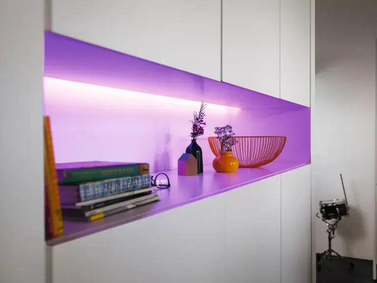 Philips Hue Lightstrip Plus V4 ambient lighting application